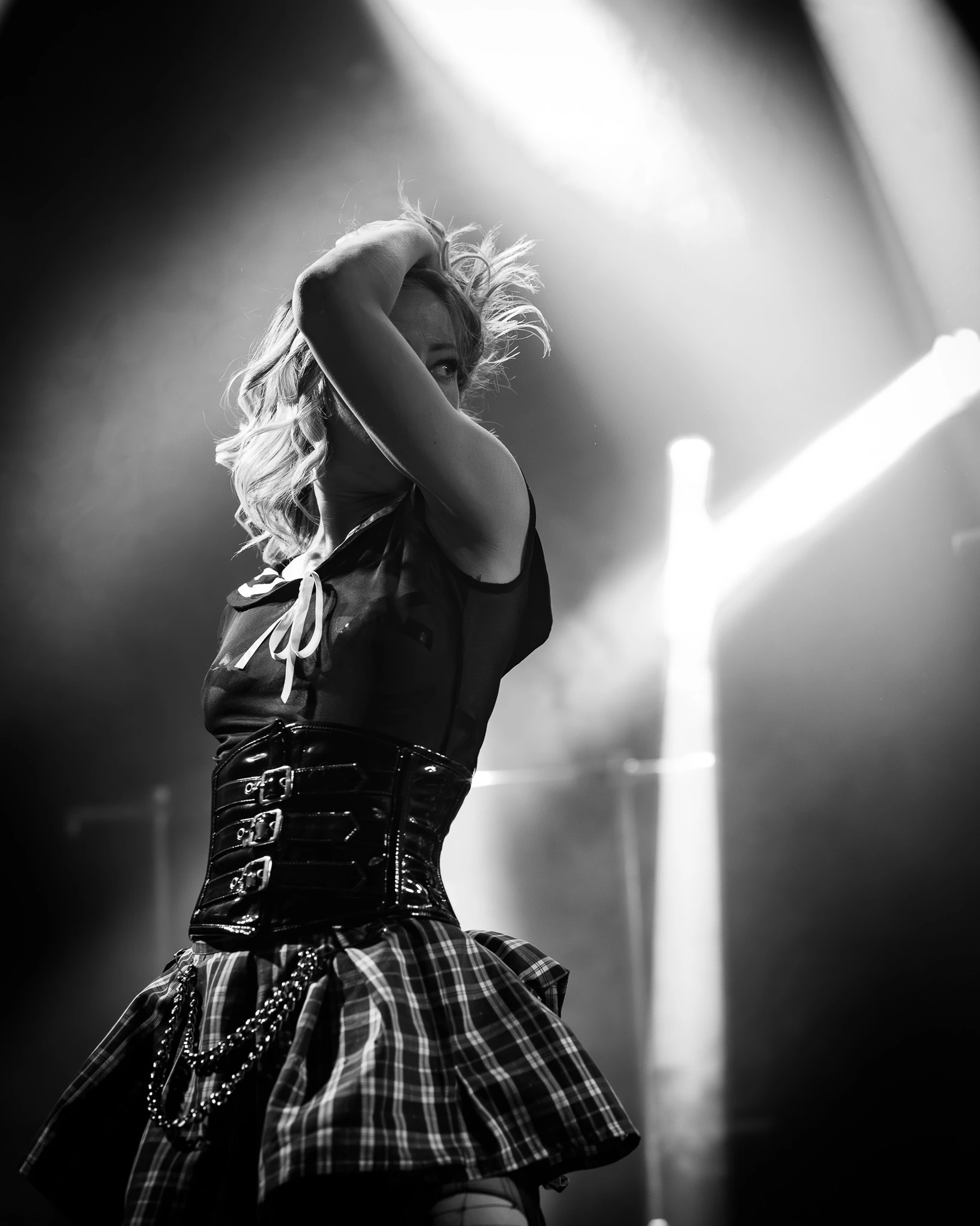 Little Miss Nasty performing live, photograph 11